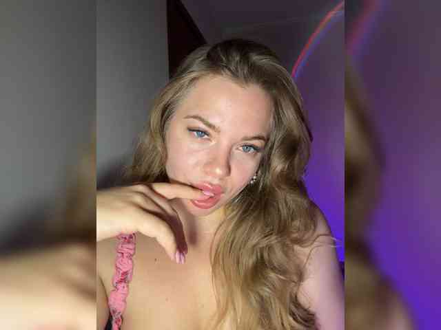 Lina2222 Sex Cam Show