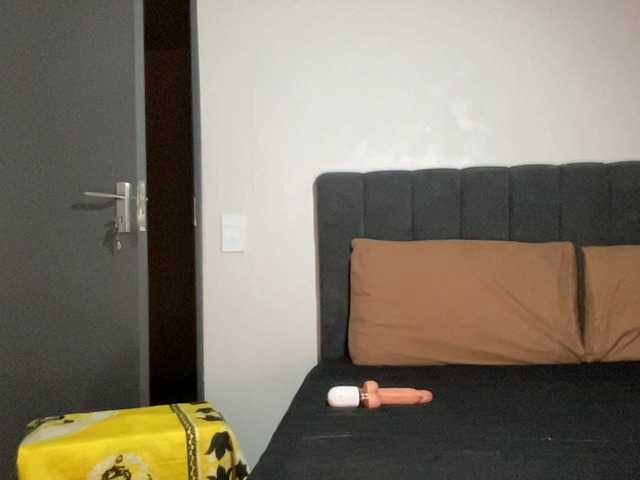 Angeliio-1 live cam on BongaCams