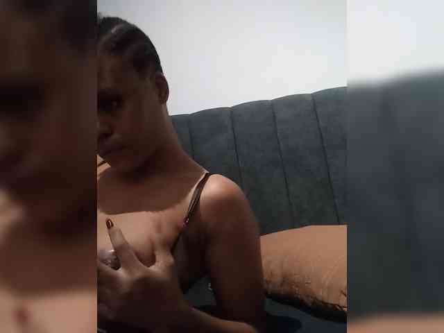 Angeliio-1 Sex Cam Show