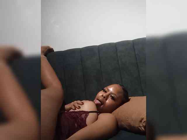 Angeliio-1 Sex Cam Show