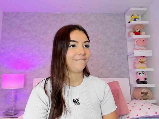 AlysonHill webcam