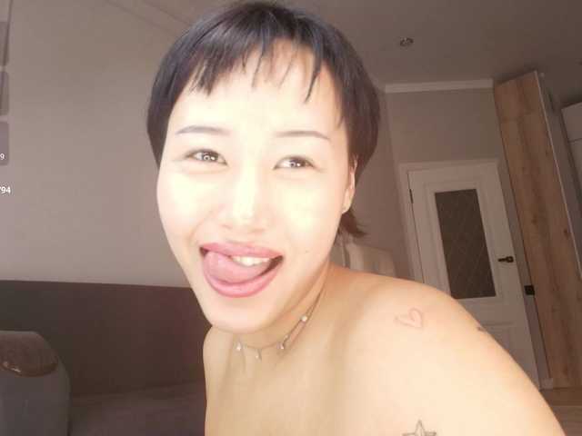 hangohoo live cam on BongaCams