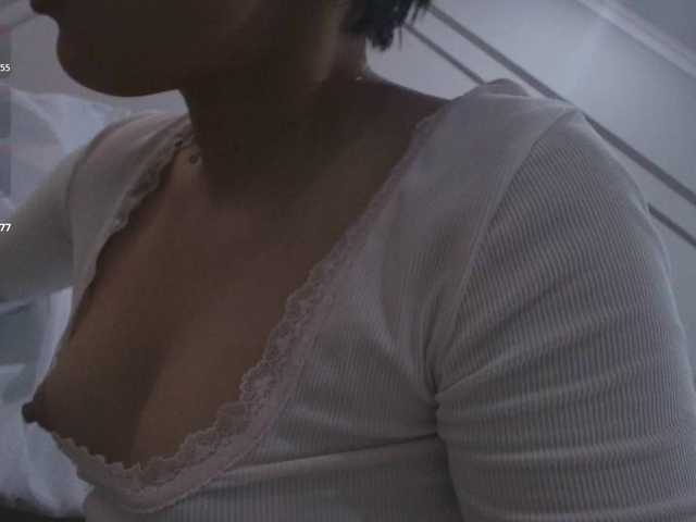 hangohoo live cam on BongaCams