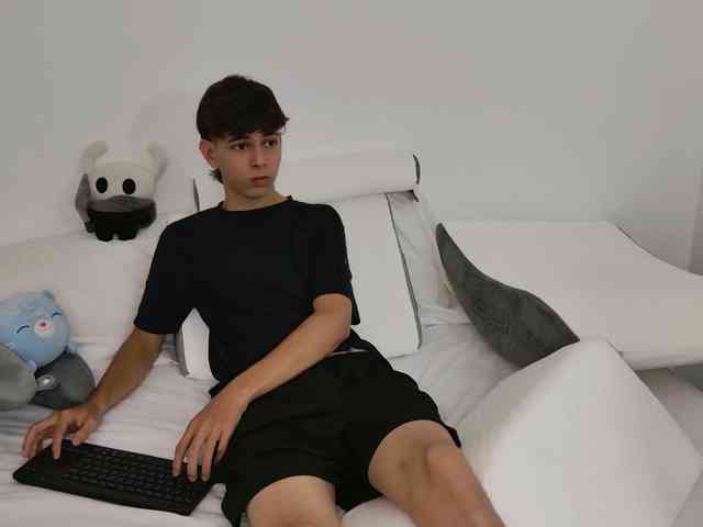 Joseph-blaze Sex Cam Show