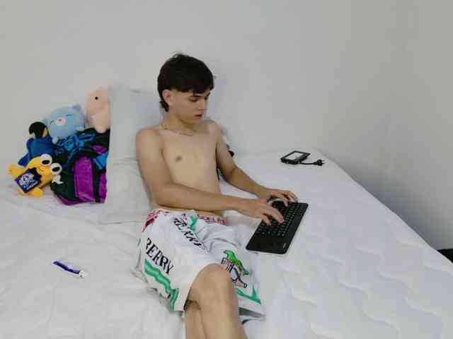 Joseph-blaze Sex Cam Show