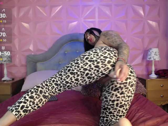 KiaraMoon1 live cam on BongaCams