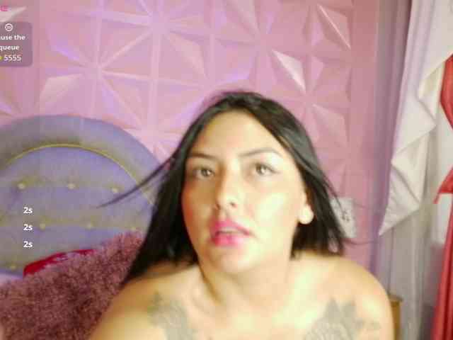 KiaraMoon1 webcam