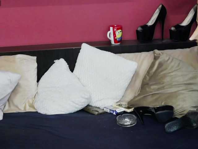 AnyaVolkov live cam on BongaCams