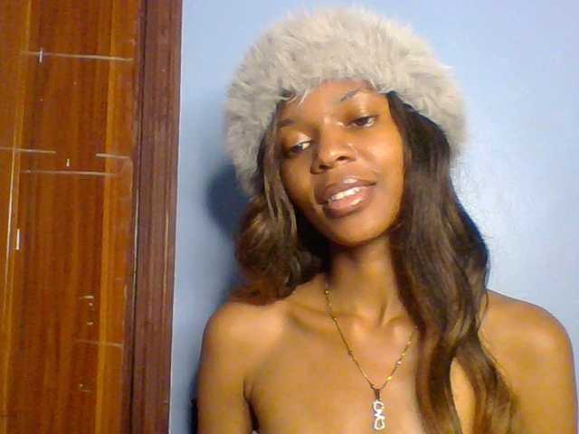 Spiced-sweetness live webcam show