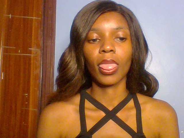 Spiced-sweetness live webcam show