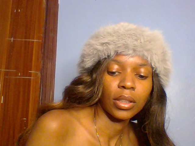 Spiced-sweetness live webcam show