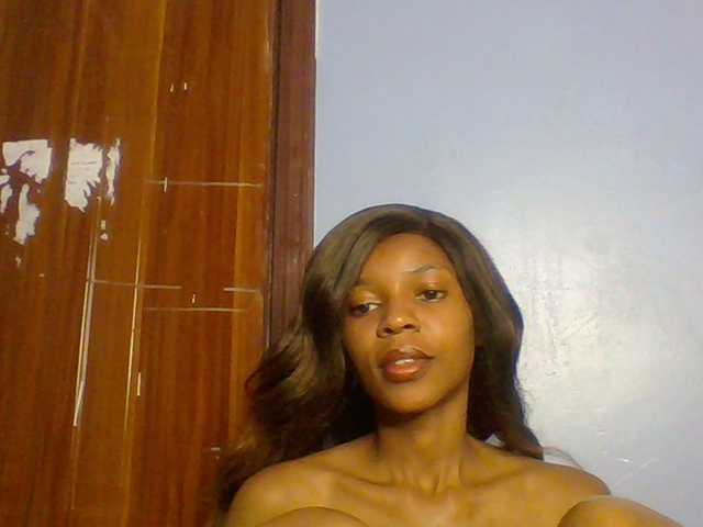 Spiced-sweetness live webcam show