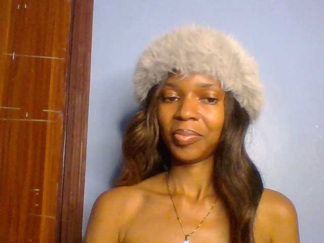 Spiced-sweetness live webcam show