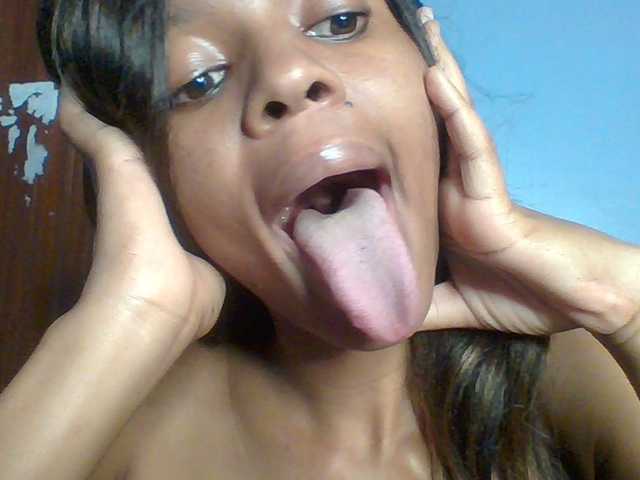 Spiced-sweetness live webcam show