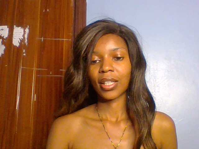 Spiced-sweetness live webcam show