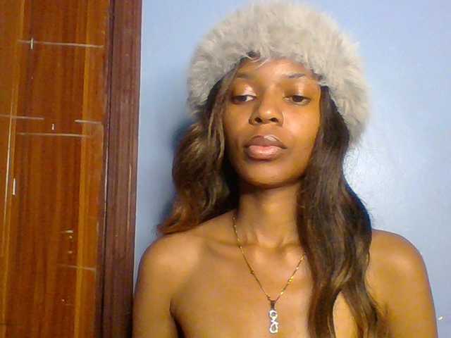 Spiced-sweetness live webcam show