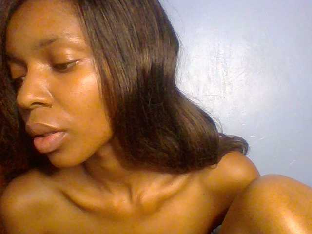Spiced-sweetness live webcam show