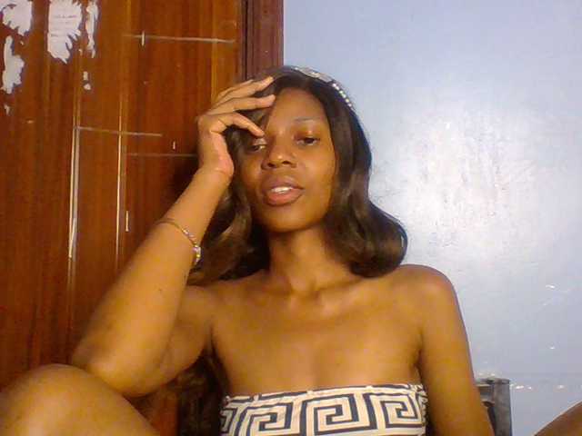 Spiced-sweetness live webcam show