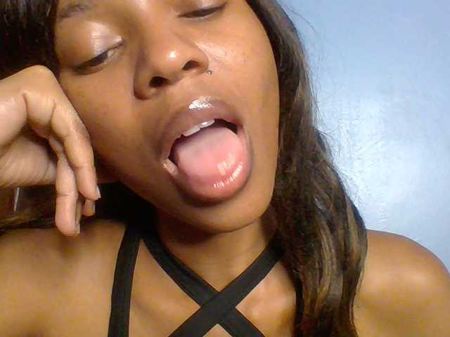 Spiced-sweetness live webcam show