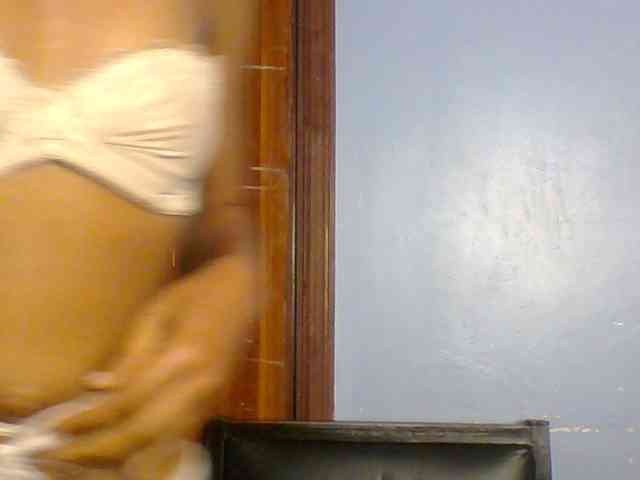 Model: Spiced-sweetness