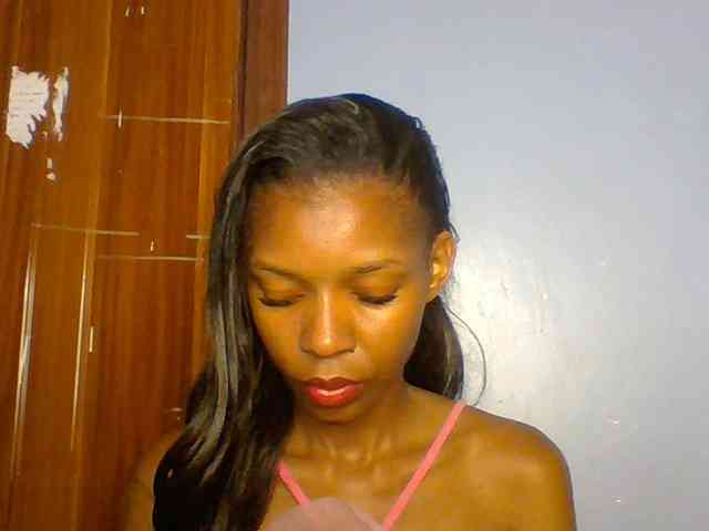 Model: Spiced-sweetness
