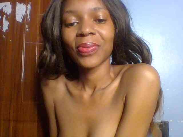 Model: Spiced-sweetness