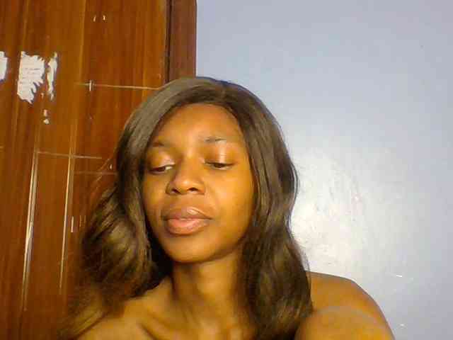 Model: Spiced-sweetness