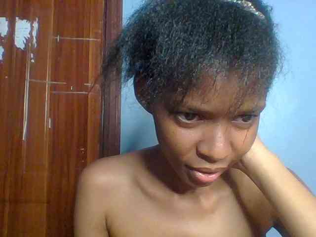 Model: Spiced-sweetness