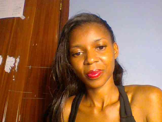 Model: Spiced-sweetness