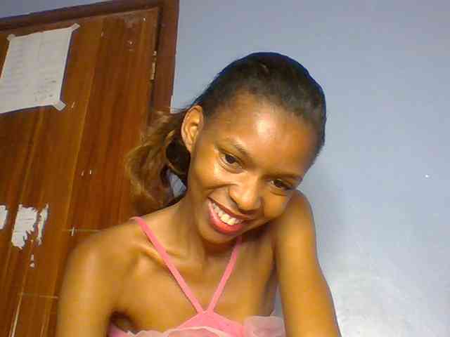 Model: Spiced-sweetness