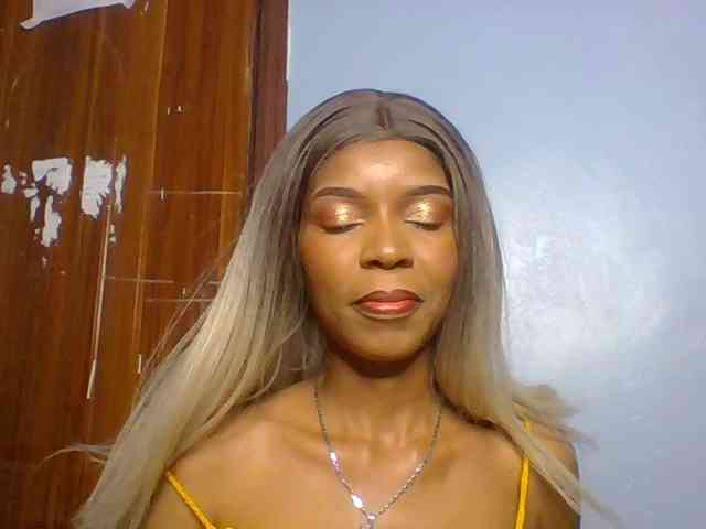 Spiced-sweetness webcam