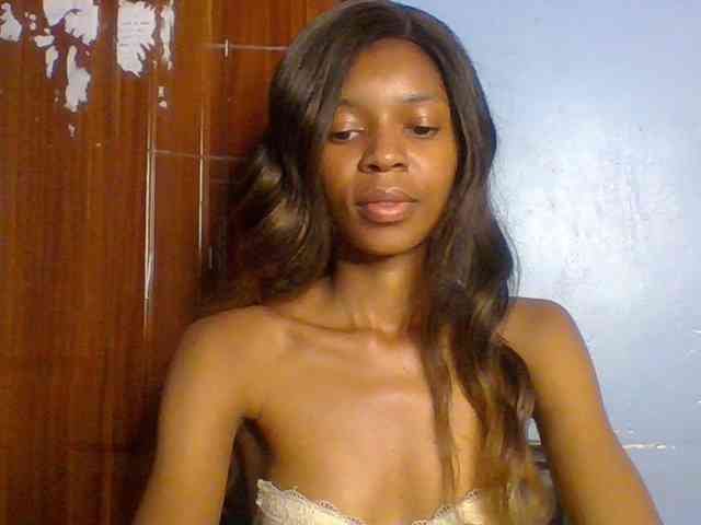 Model: Spiced-sweetness
