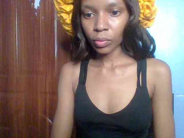 Model: Spiced-sweetness
