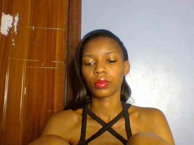 Model: Spiced-sweetness