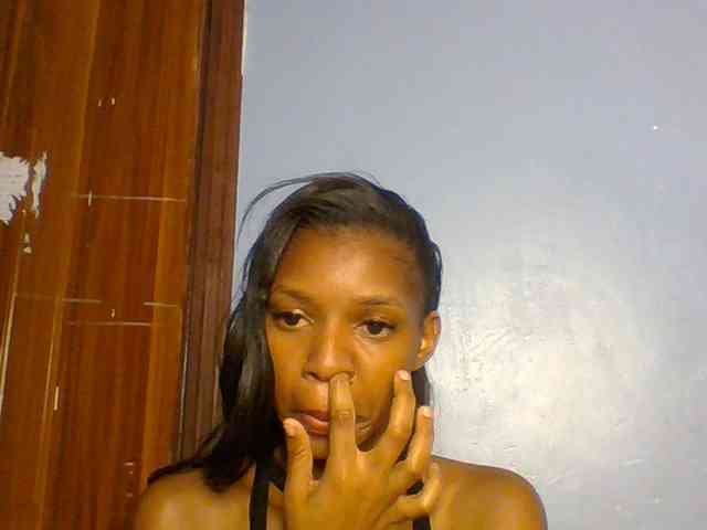 Model: Spiced-sweetness
