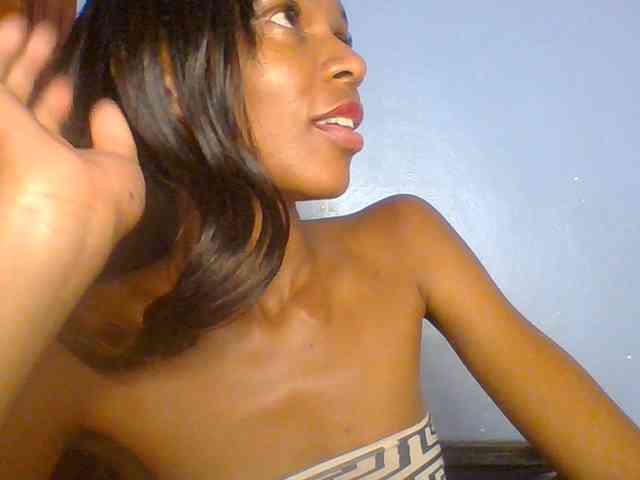 Model: Spiced-sweetness