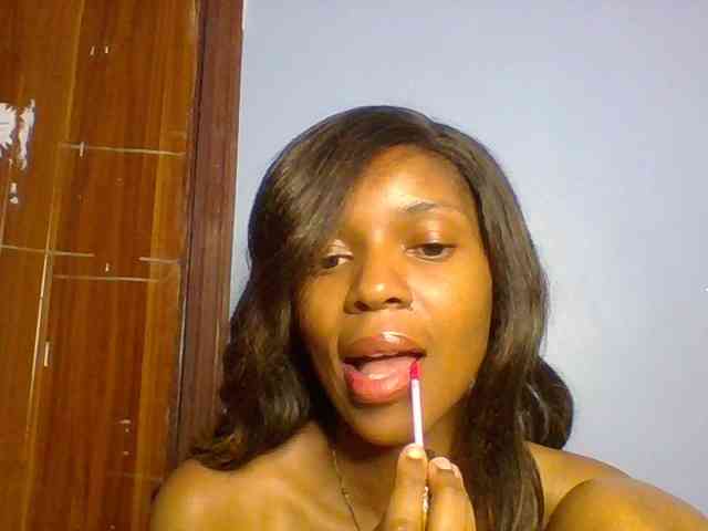 Model: Spiced-sweetness