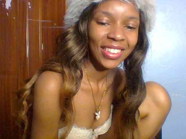 Model: Spiced-sweetness