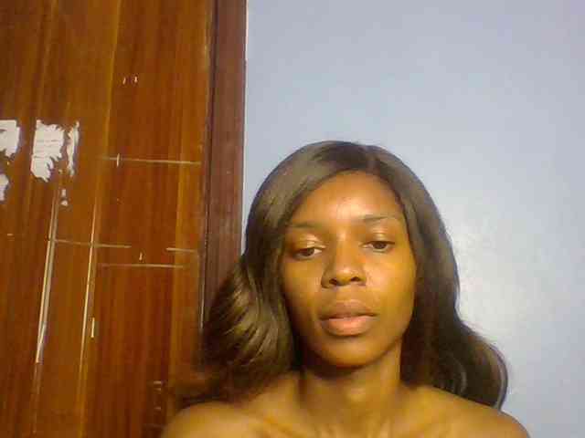 Model: Spiced-sweetness