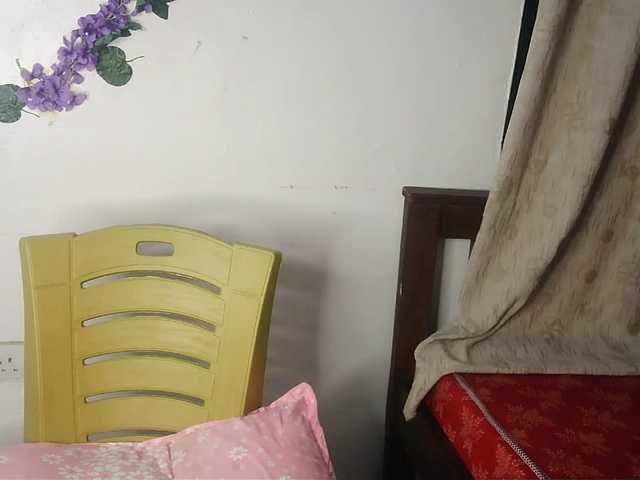 AmaniG live webcam show