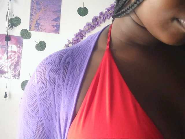 AmaniG live webcam show