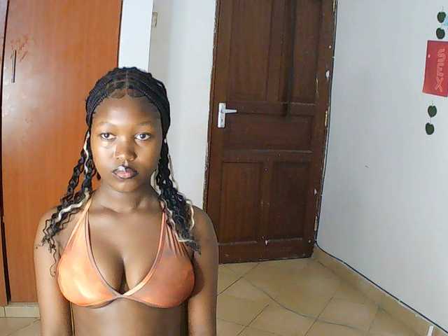 AmaniG live cam on BongaCams