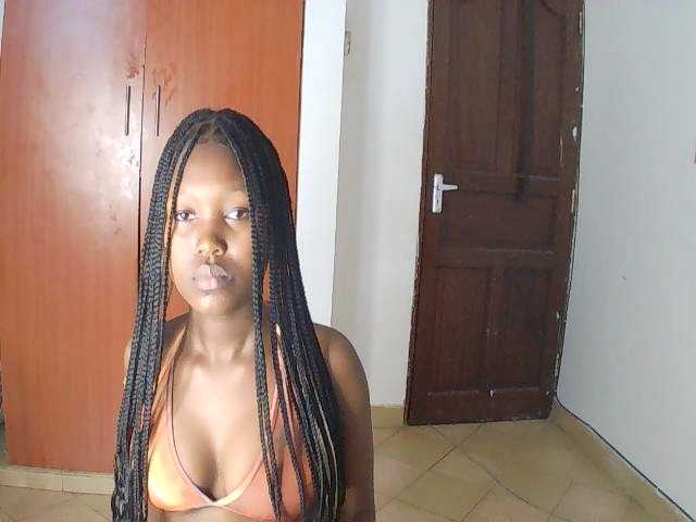 AmaniG live cam on BongaCams