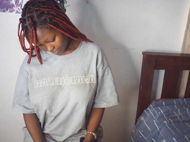 AmaniG live cam on BongaCams