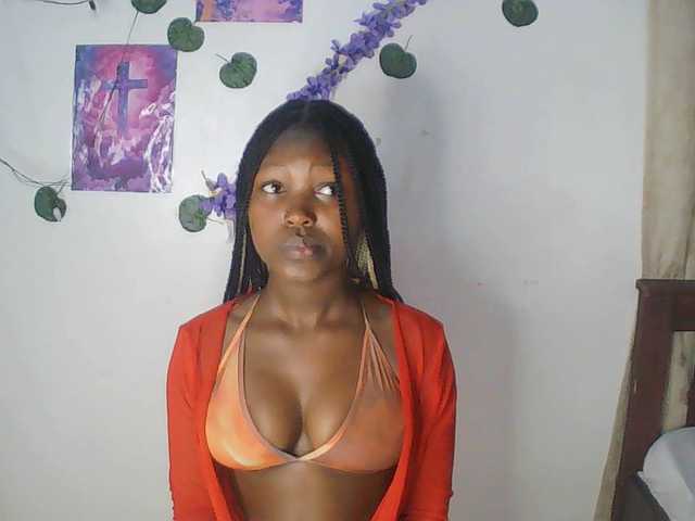 AmaniG live cam on BongaCams