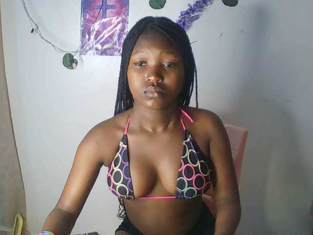 AmaniG live cam on BongaCams