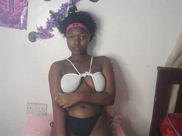 AmaniG live cam on BongaCams