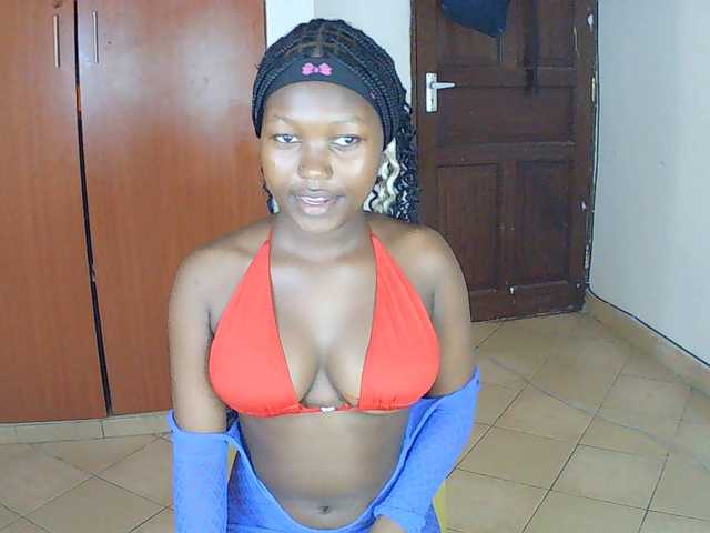AmaniG live cam on UnifiedCams