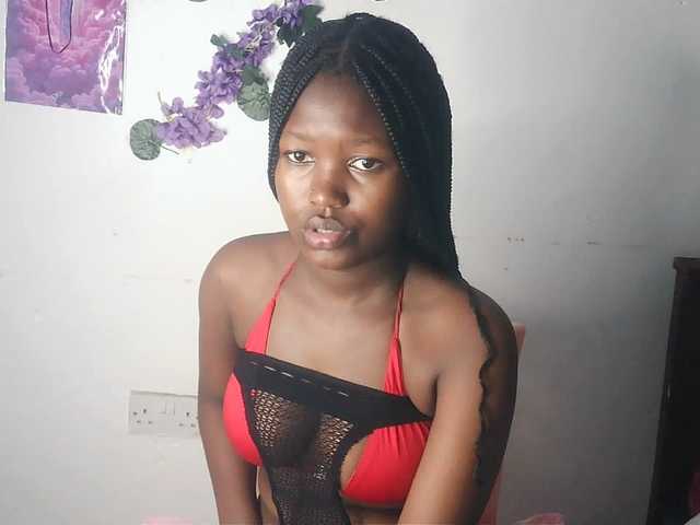 AmaniG live webcam show