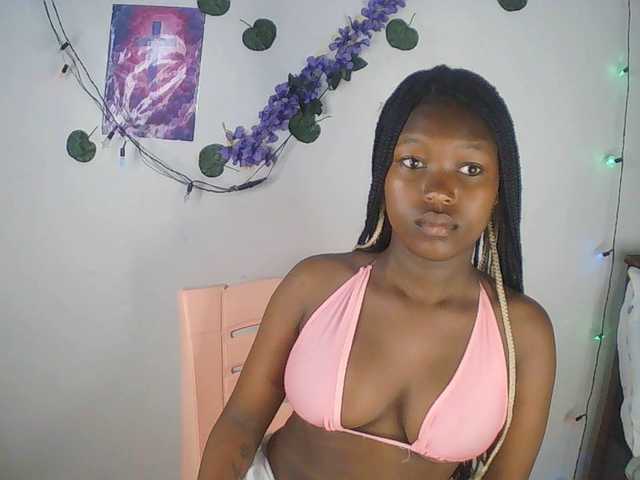 AmaniG live cam on BongaCams